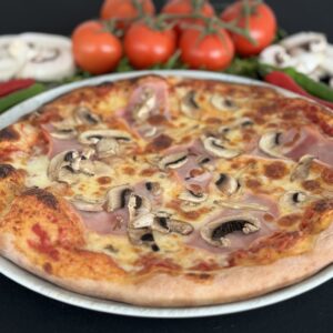 Pizza Prosciutto e Funghi